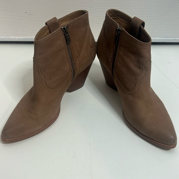 Frye Tan Regina Western Leather Ankle Boot 8.5 - Picture 1 of 9